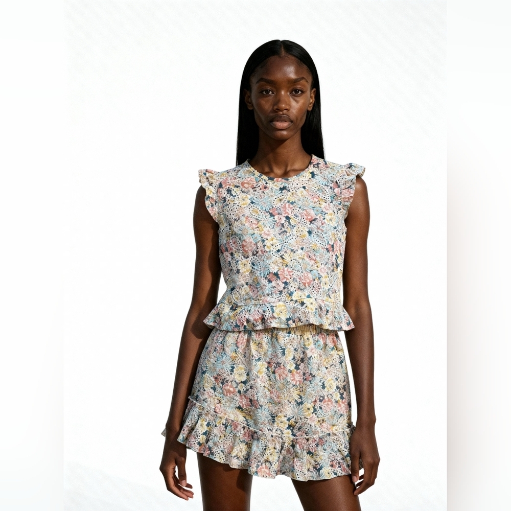 🌸 Solitaire by Raviya Floral Eyelet Two-Piece Skirt Set ~ Size M/L